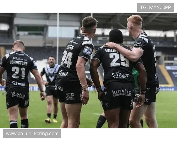 沙尔克04球迷在逆境中依然高歌支持球队